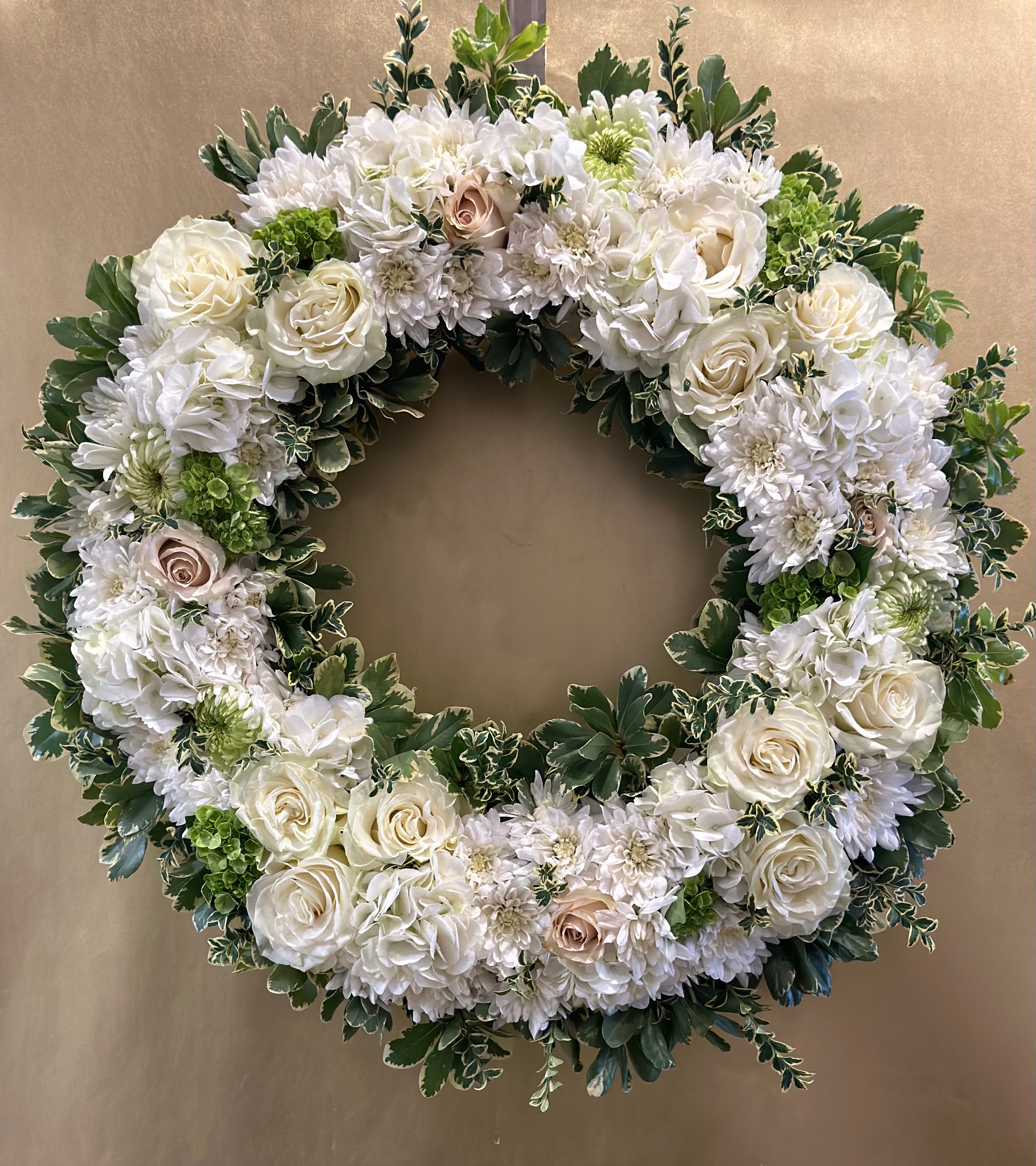 Sympathy Wreaths – Les Fleurs Dimitry