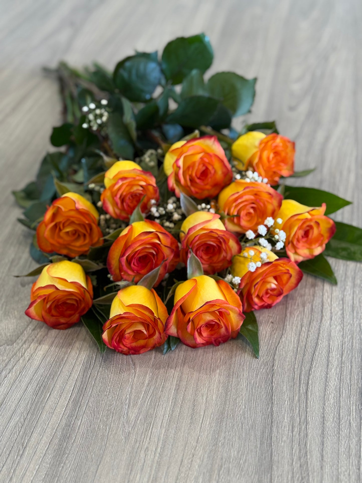 RB06 - 2Tone Yellow - High&Magic Roses, Long Stem